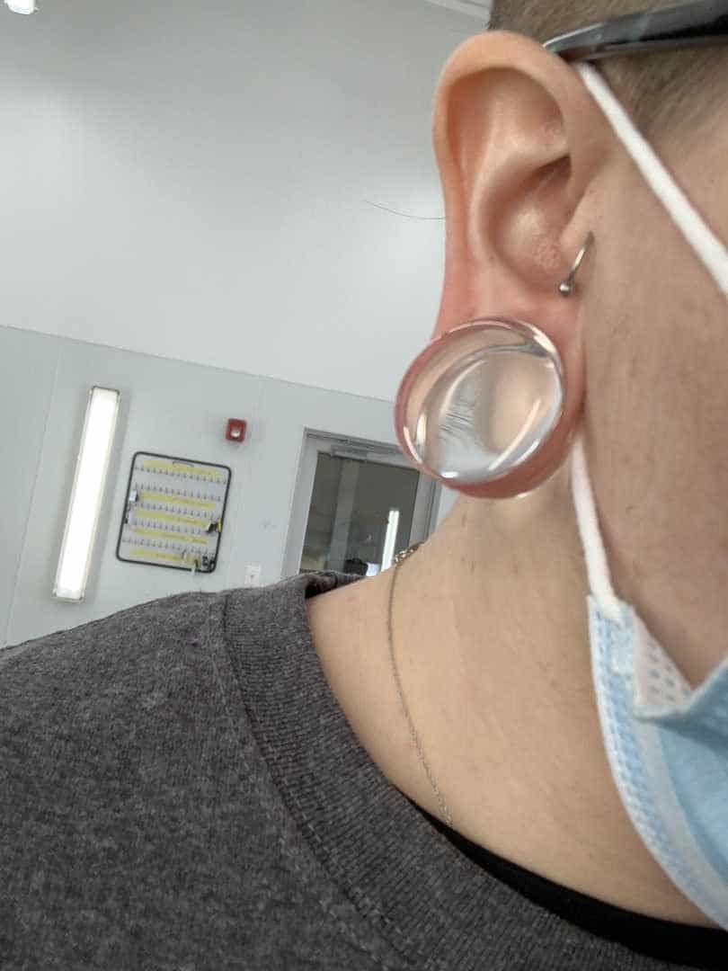 Clear Single Flare Glass Plugs (8 gauge - 1 inch)