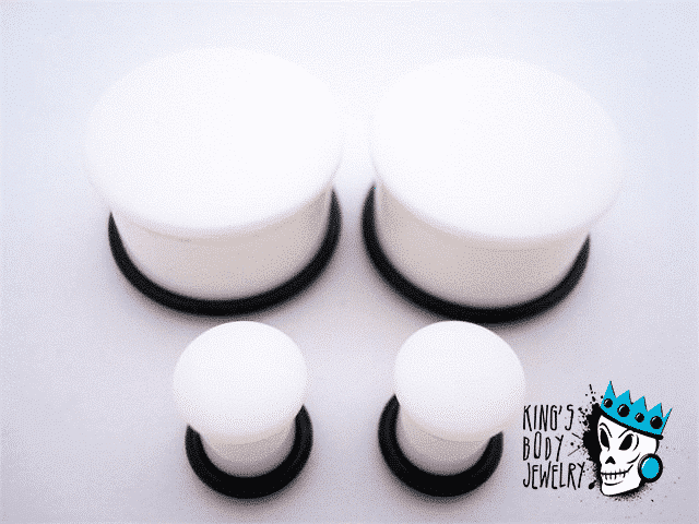 White Acrylic Single Flare Plugs (10 gauge - 1 inch)