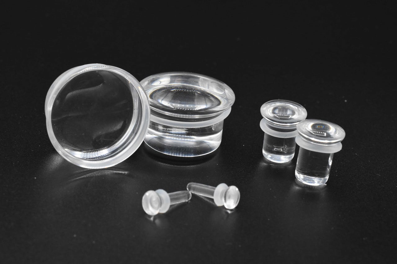 Clear Single Flare Glass Plugs (8 gauge - 1 inch) | King's Body Jewelry