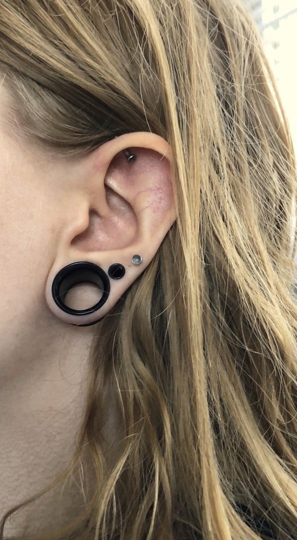 Black Glass Single Flare Tunnels (8g - 1 inch)